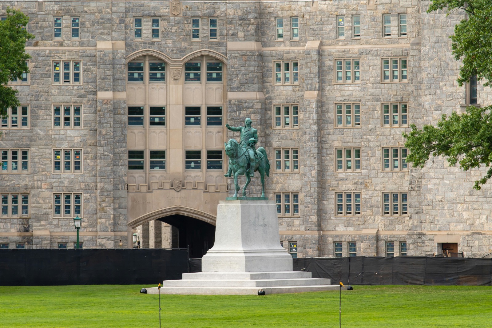 The Most Prestigious Military Academies in the World — article header image