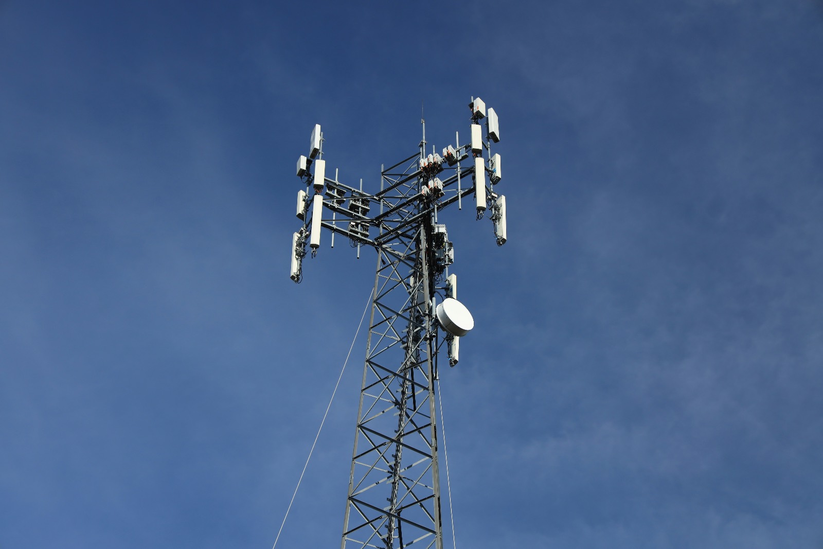Qué es el SIGINT: inteligencia de señales explicada — imagen de cabecera del artículo