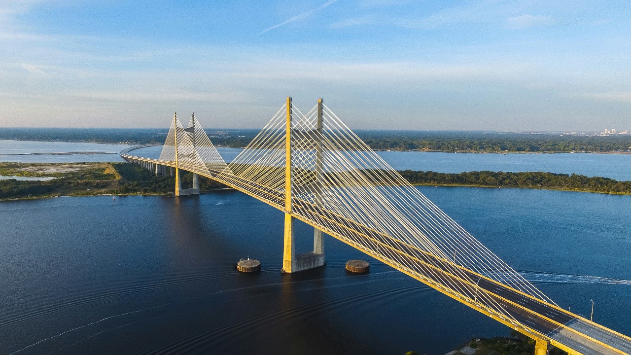 Critical Infrastructure in War: Threats and Resilience — article header image