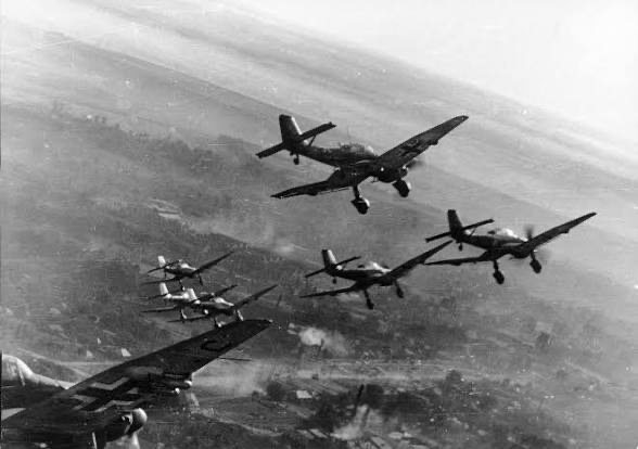 Psychological Warfare at the Front: Stuka Sirens, Bombardment and Fear — article header image
